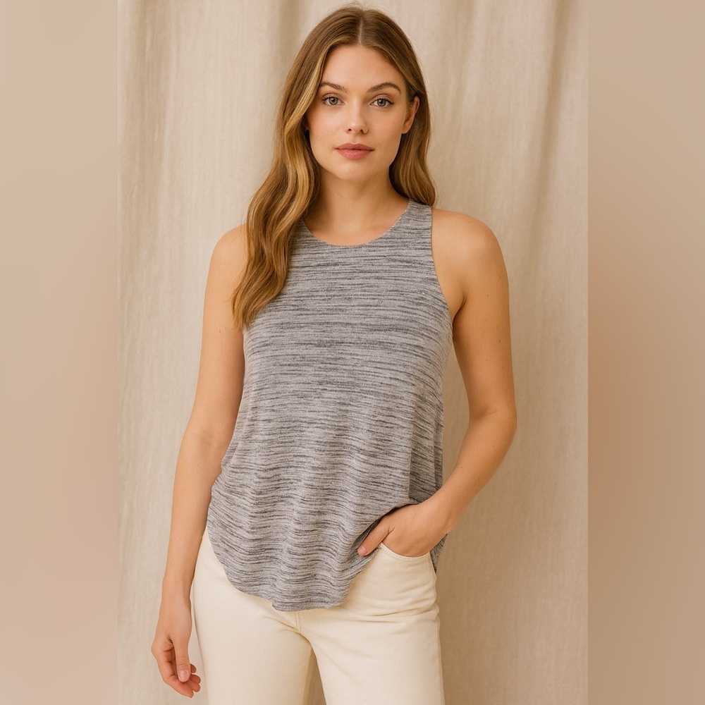 Wilfred Aritzia Heathered Racerback Tank Gray White Flowy Loose Fit Size S‌